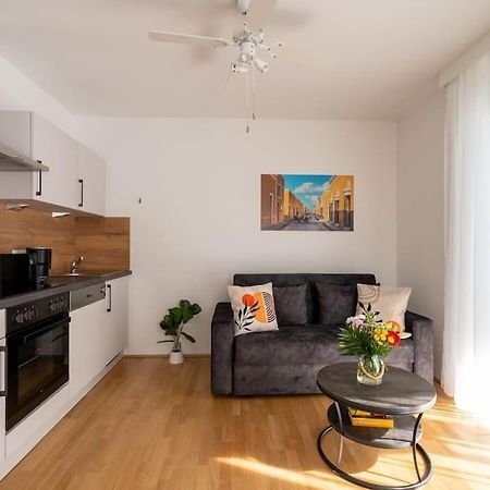 Sunny 1Br Home With Balcony By Hm فيينا المظهر الخارجي الصورة